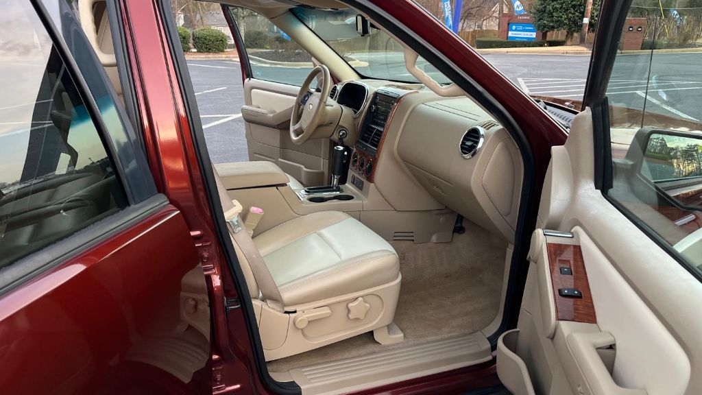 2009 Ford Explorer Eddie Bauer - Photo 14