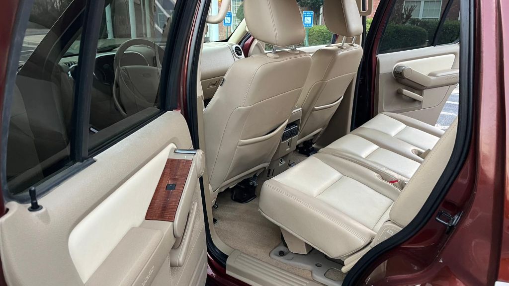 2009 Ford Explorer Eddie Bauer - Photo 10