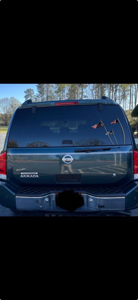2004 Nissan Armada SE - Photo 6