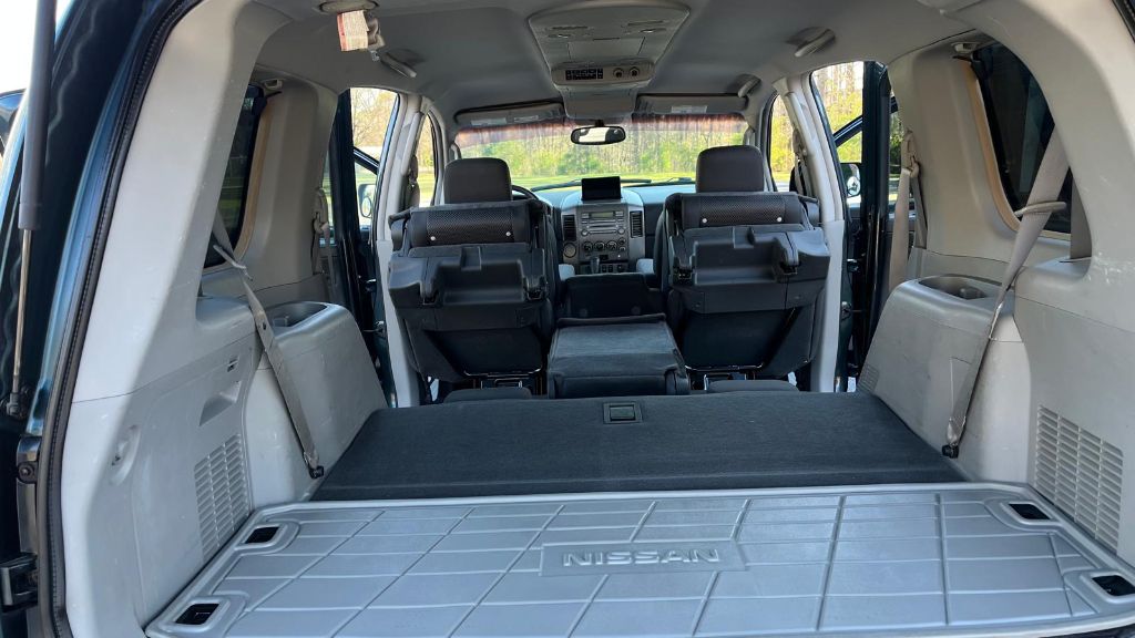 2004 Nissan Armada SE - Photo 14