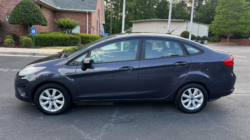 2013 Ford Fiesta SE - Photo 8