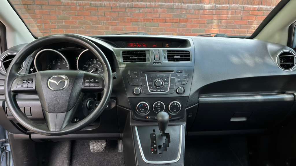 2012 Mazda MAZDA5 Sport - Photo 13