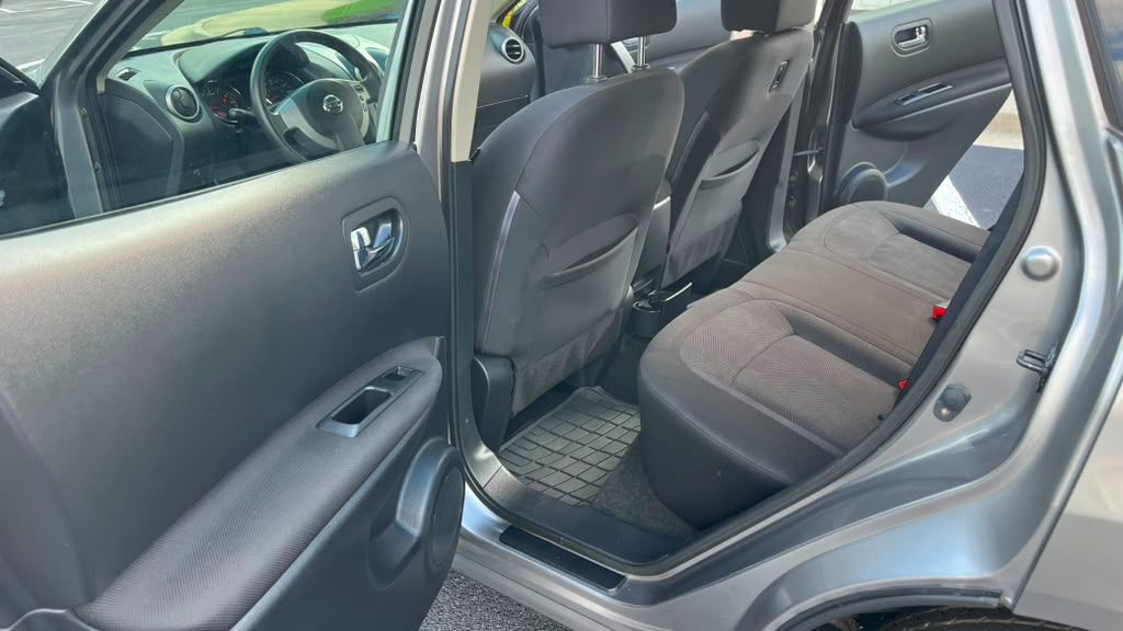 2011 Nissan Rogue S - Photo 8